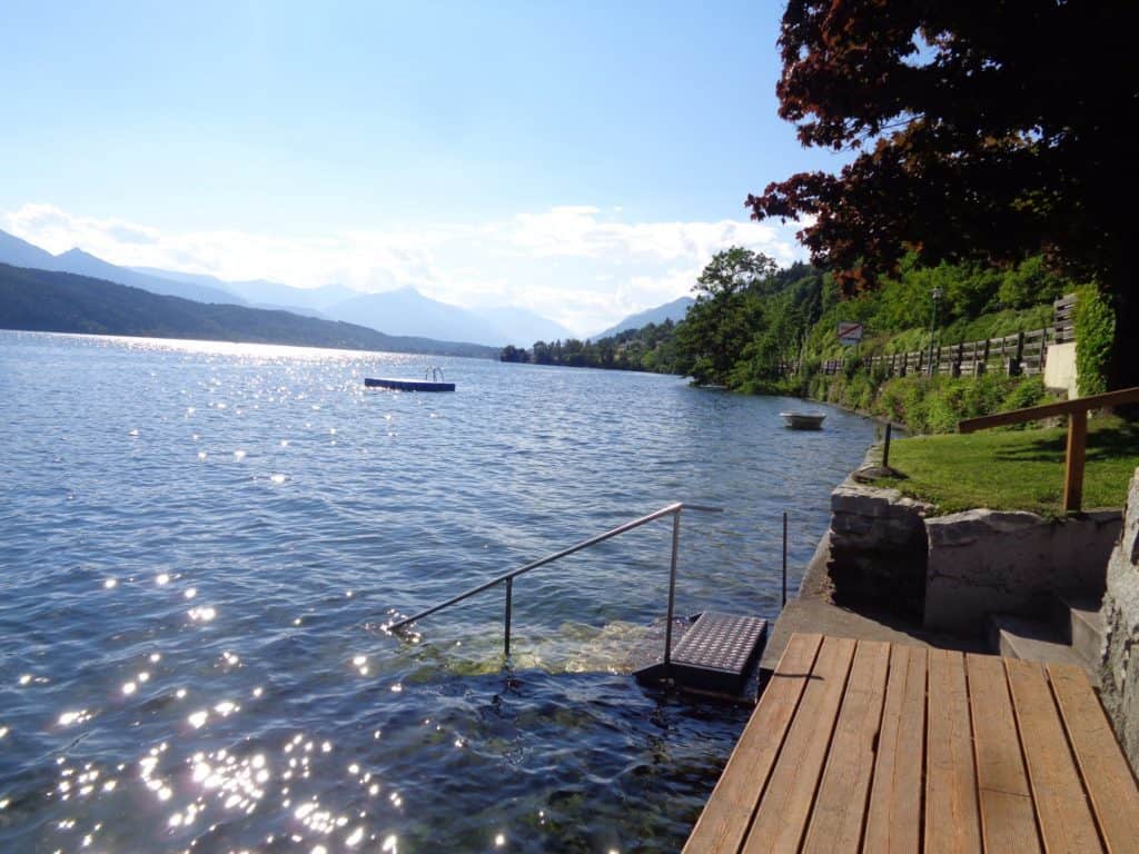 Badestrand der Pension Sedlak - Unterkunft in Kärnten am Millstätter See