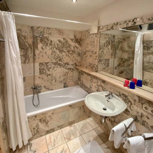 Badezimmer in Ferienwohnungen am See
