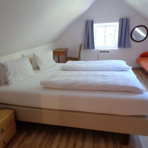 Zimmer Pension Sedlak in Millstatt direkt am See